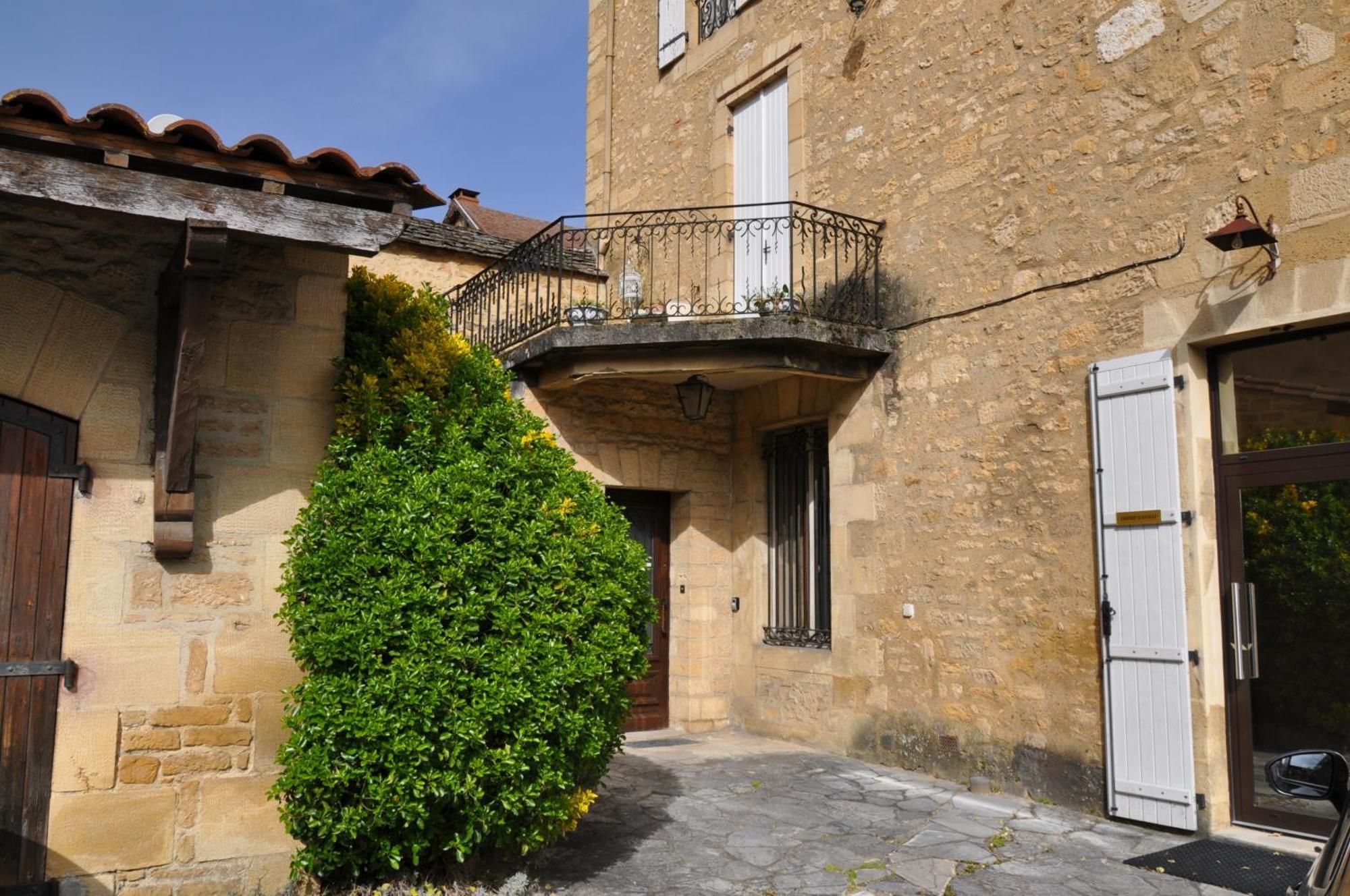 Appartement La Couronne Sarlat-La-Caneda Luaran gambar